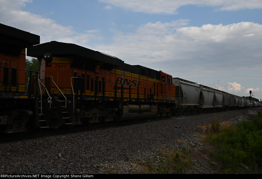 BNSF 7917 Roster shot